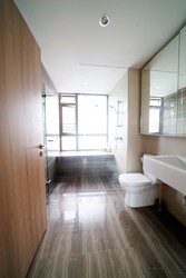 Waterfront Gold (D16), Condominium #180788592